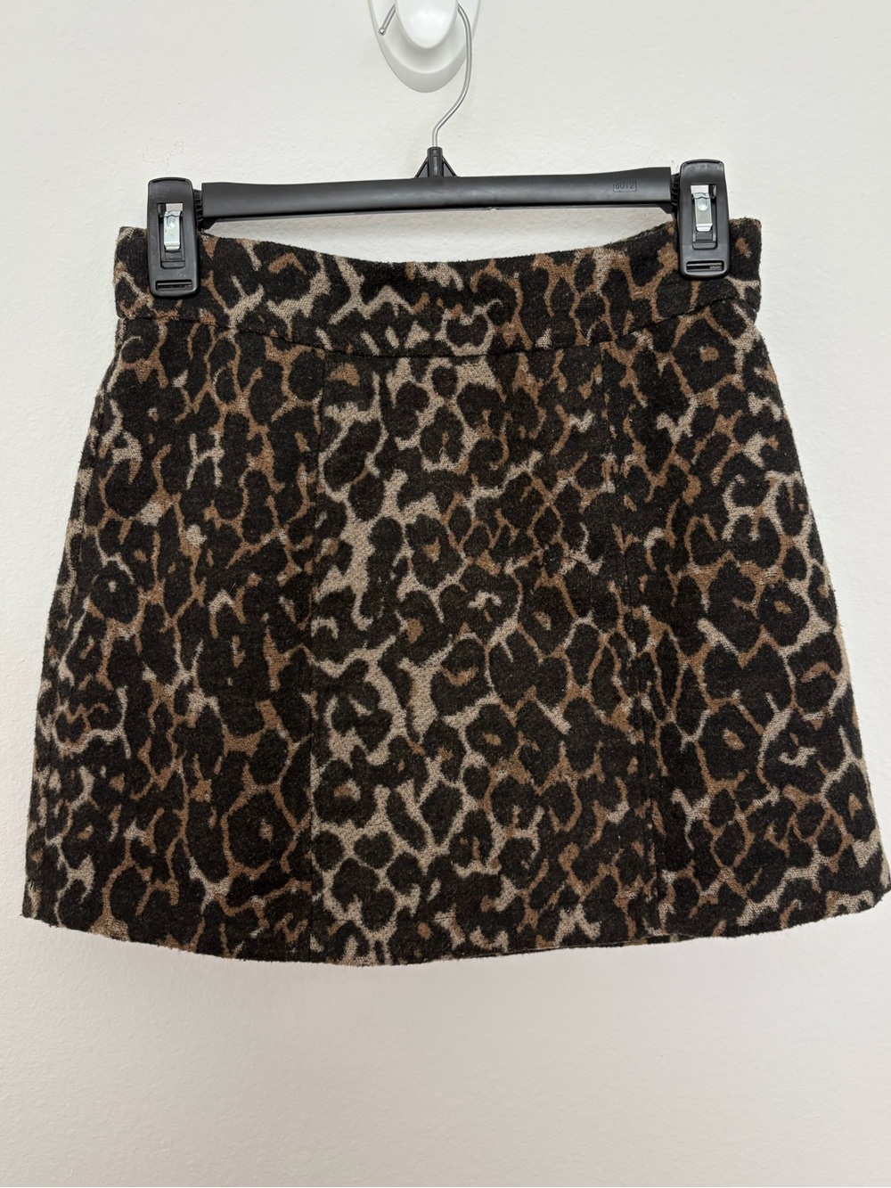 Forever 21 Leopard Print Mini Skirt Neutral Size Small